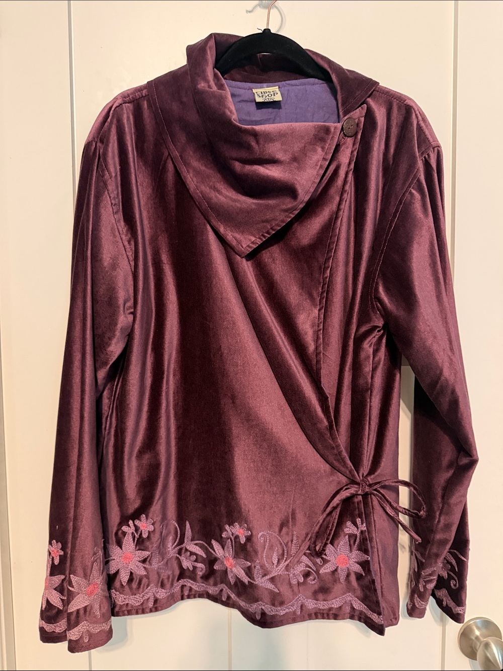 Tibet Shop Purple Velvet Floral Embroidered 100% Cotton Wrap Jacket